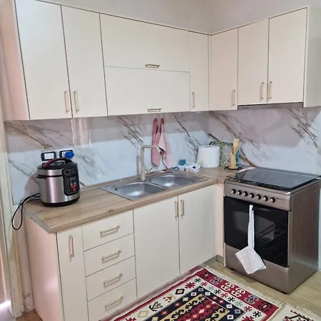 Vajze S,kasaj * Vlorë