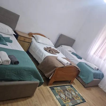 Vajze S,kasaj * Vlorë